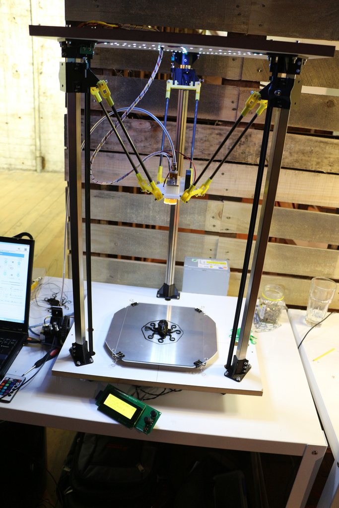 Delta-Pi Reprap 3D打印机